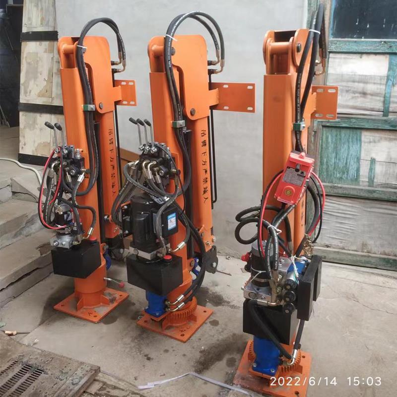 宽城区重汽蓝牌随车吊 3.2吨 国六动力强 液压驱动 农用自卸起重机